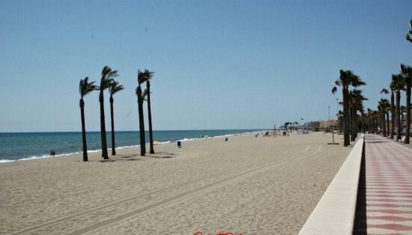 One-Bedroom Flat 200M From The Beach Almería Eksteriør bilde